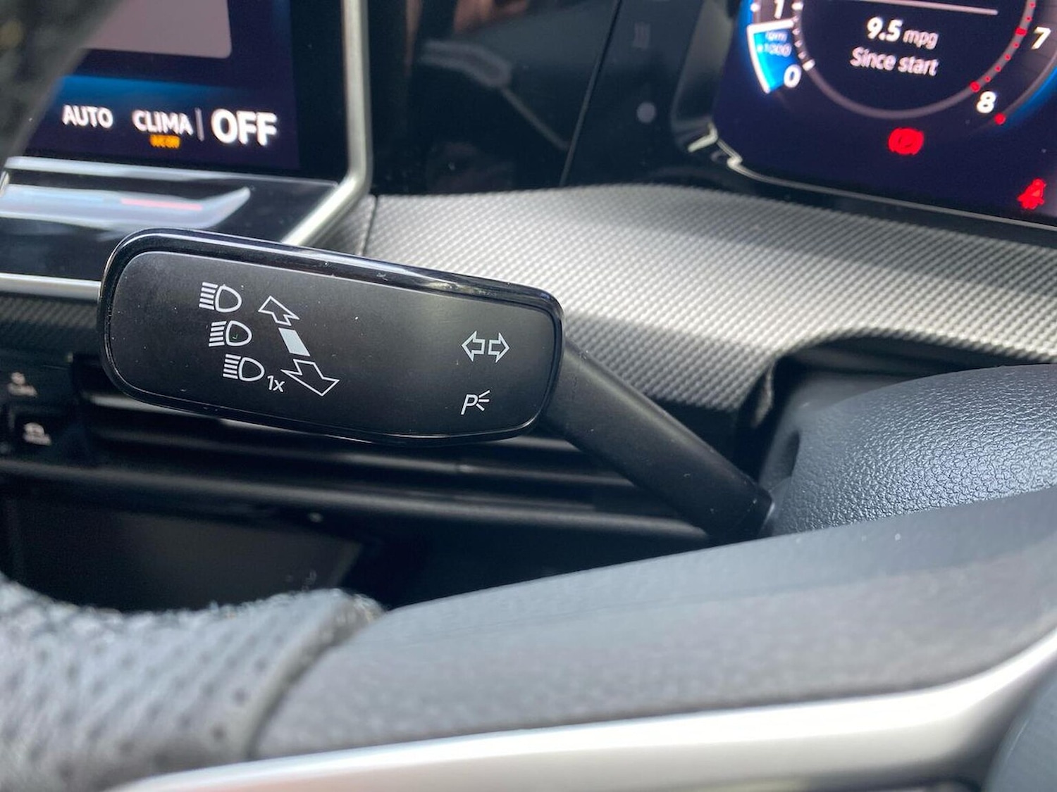 Used Volkswagen Golf 2025 for sale - 76477311: Photo 29