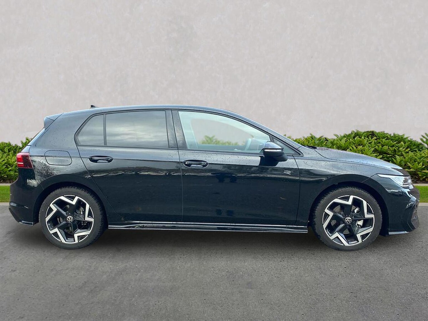 Used Volkswagen Golf 2025 for sale - 76477311: Photo 3