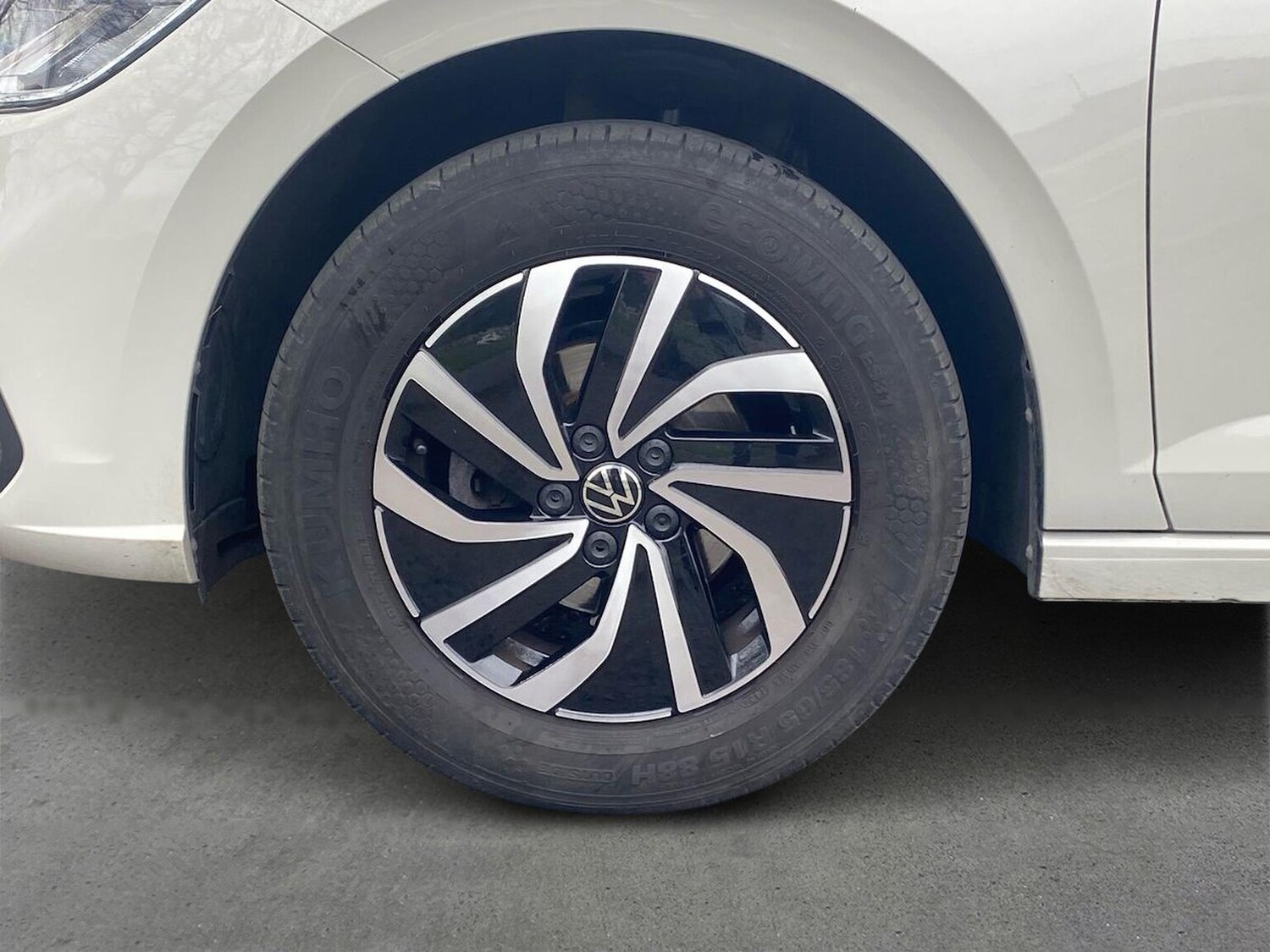 Used Volkswagen Polo 2024 for sale - 78195472: Photo 6