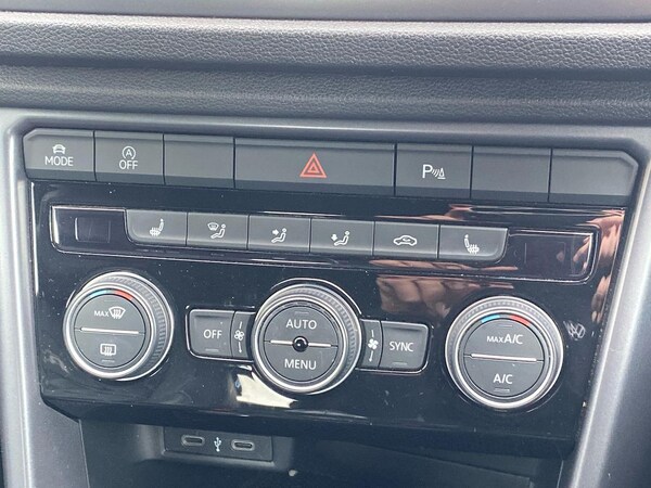 Used Volkswagen T-Roc 2022 for sale - 76007252: Photo 12