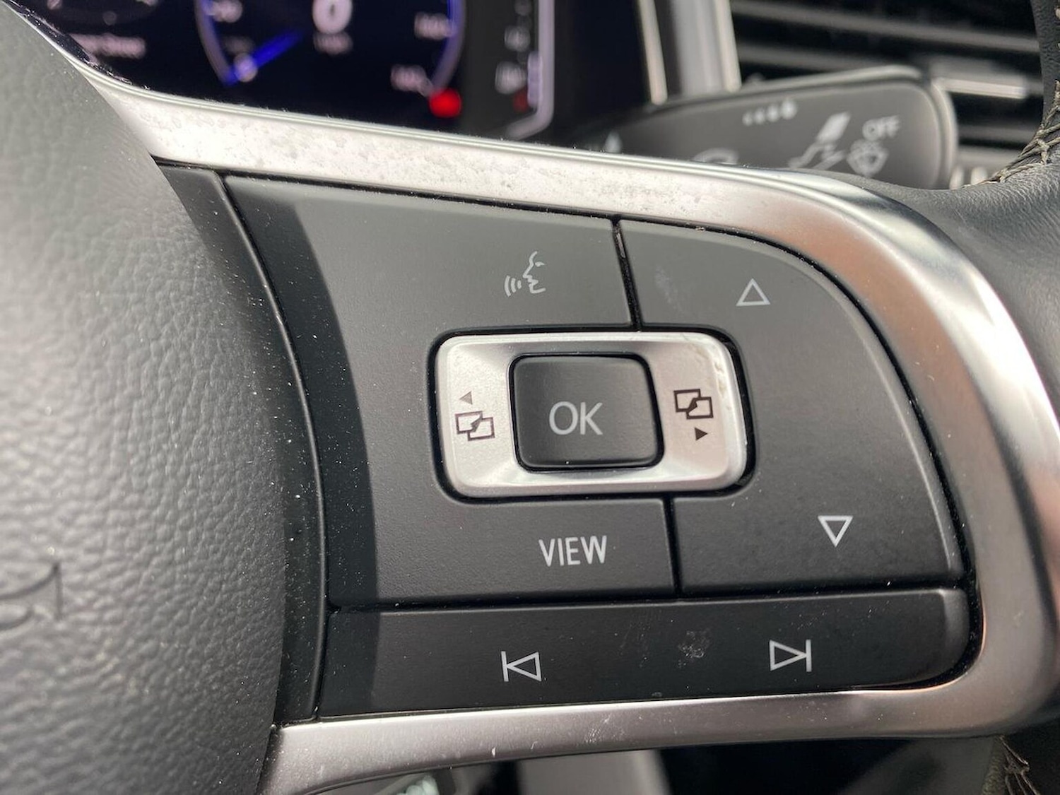 Used Volkswagen T-Roc 2022 for sale - 76007252: Photo 26