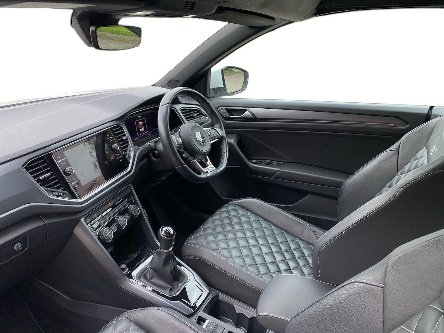 Used Volkswagen T-Roc 2022 for sale - 76007252: Photo 7