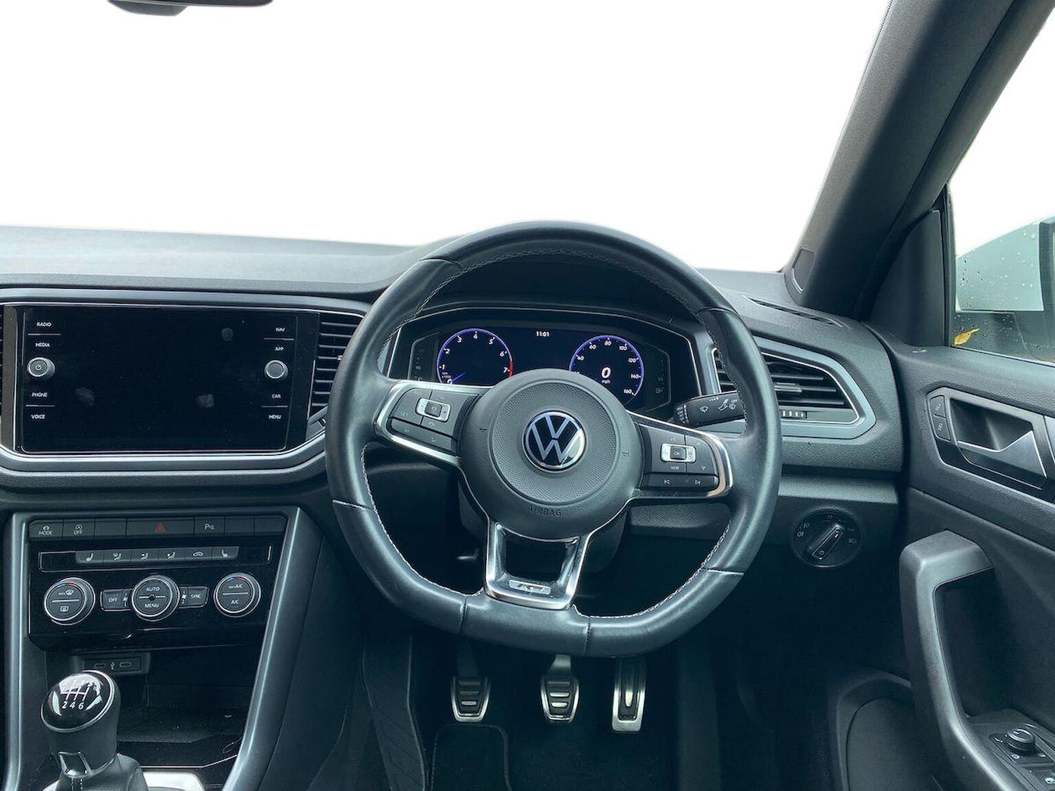 Used Volkswagen T-Roc 2022 for sale - 76007252: Photo 9