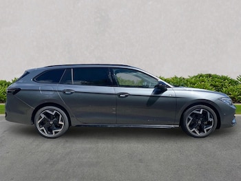 Used Volkswagen Passat 2026 for sale - 79115420: Photo