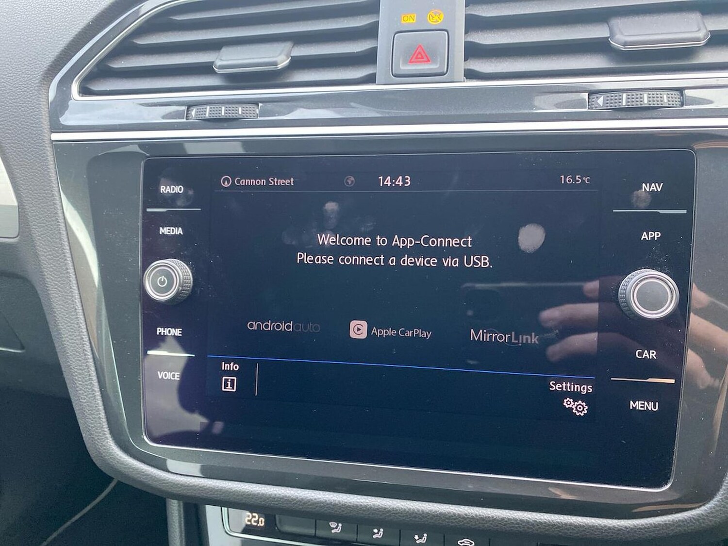 Used Volkswagen Tiguan 2019 for sale - 76490575: Photo 22