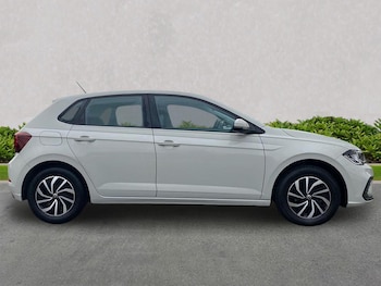 Used Volkswagen Polo 2023 for sale - 78121874: Photo