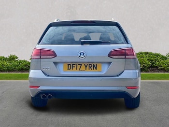 Used Volkswagen Golf 2017 for sale - 79277562: Photo