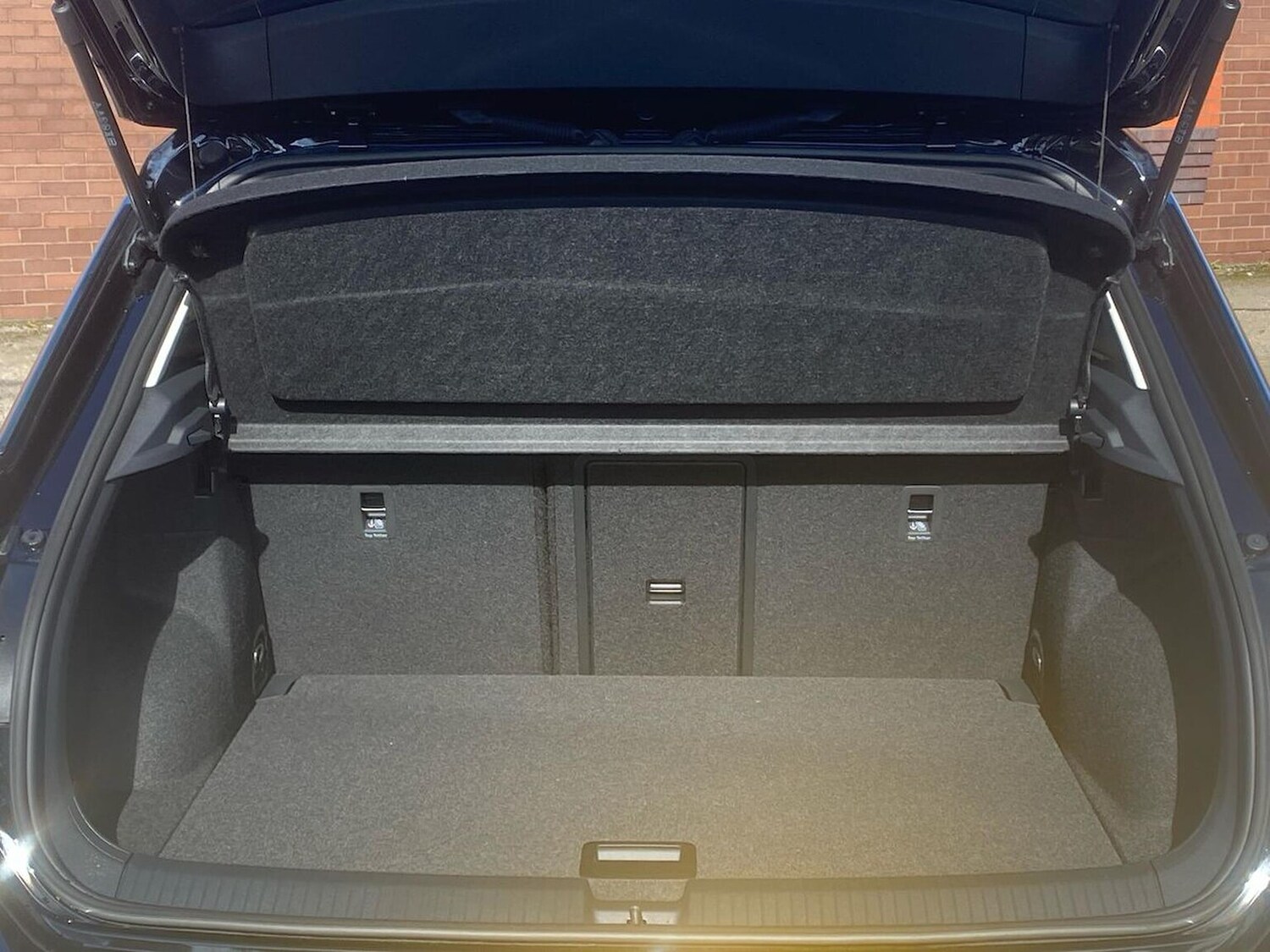 Used Volkswagen T-Roc 2025 for sale - 77488053: Photo 17