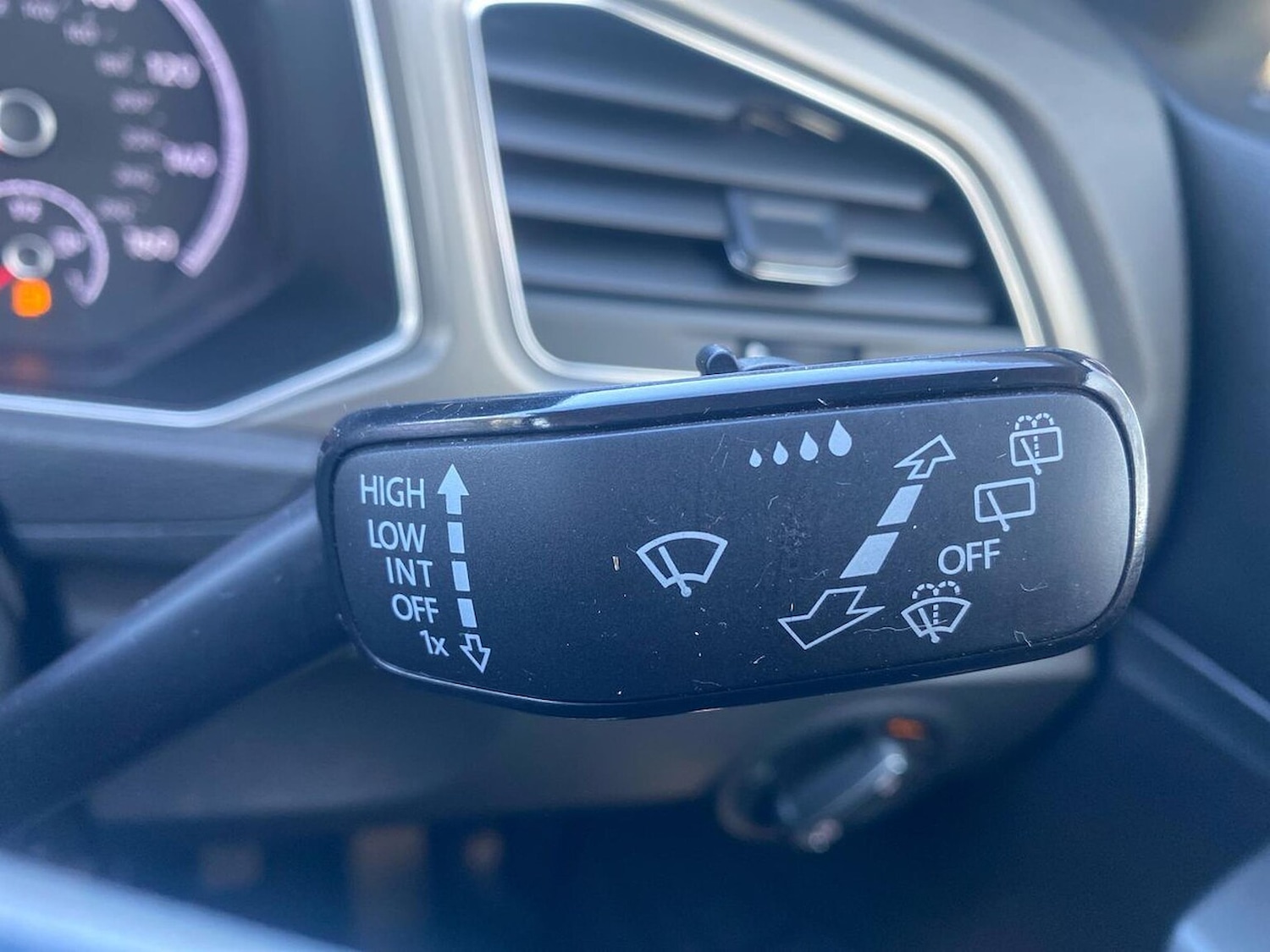 Used Volkswagen T-Roc 2020 for sale - 78053548: Photo 27