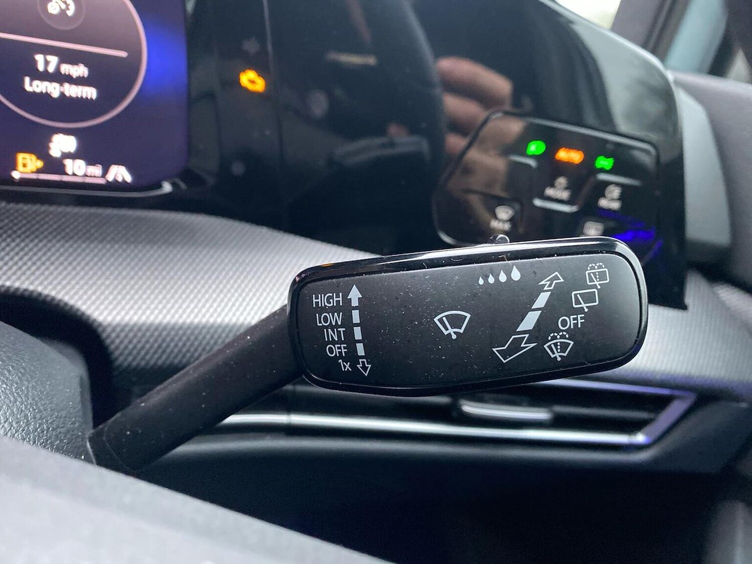 Used Volkswagen Golf 2025 for sale - 77061612: Photo 30