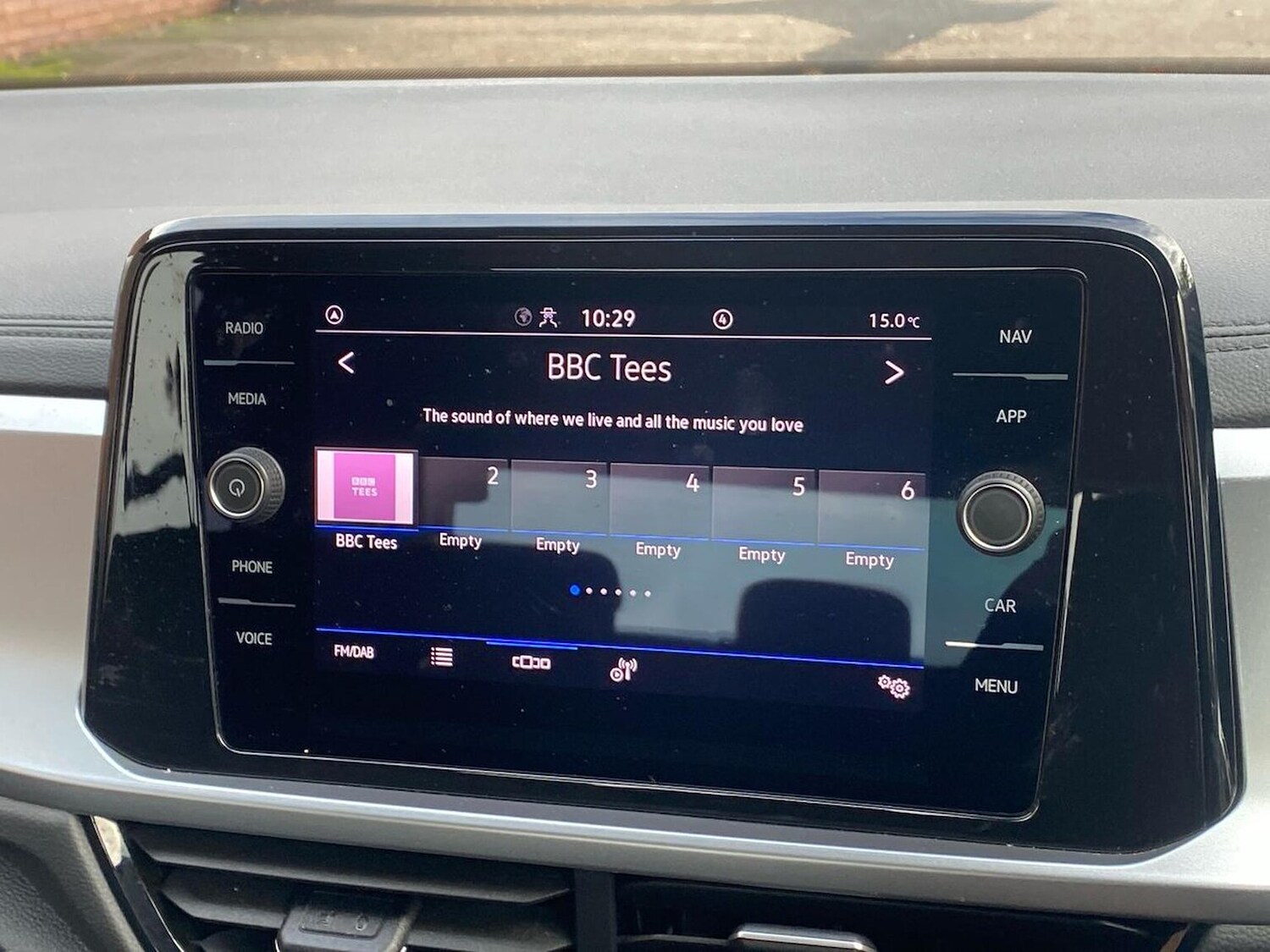 Used Volkswagen T-Roc 2023 for sale - 76477297: Photo 11