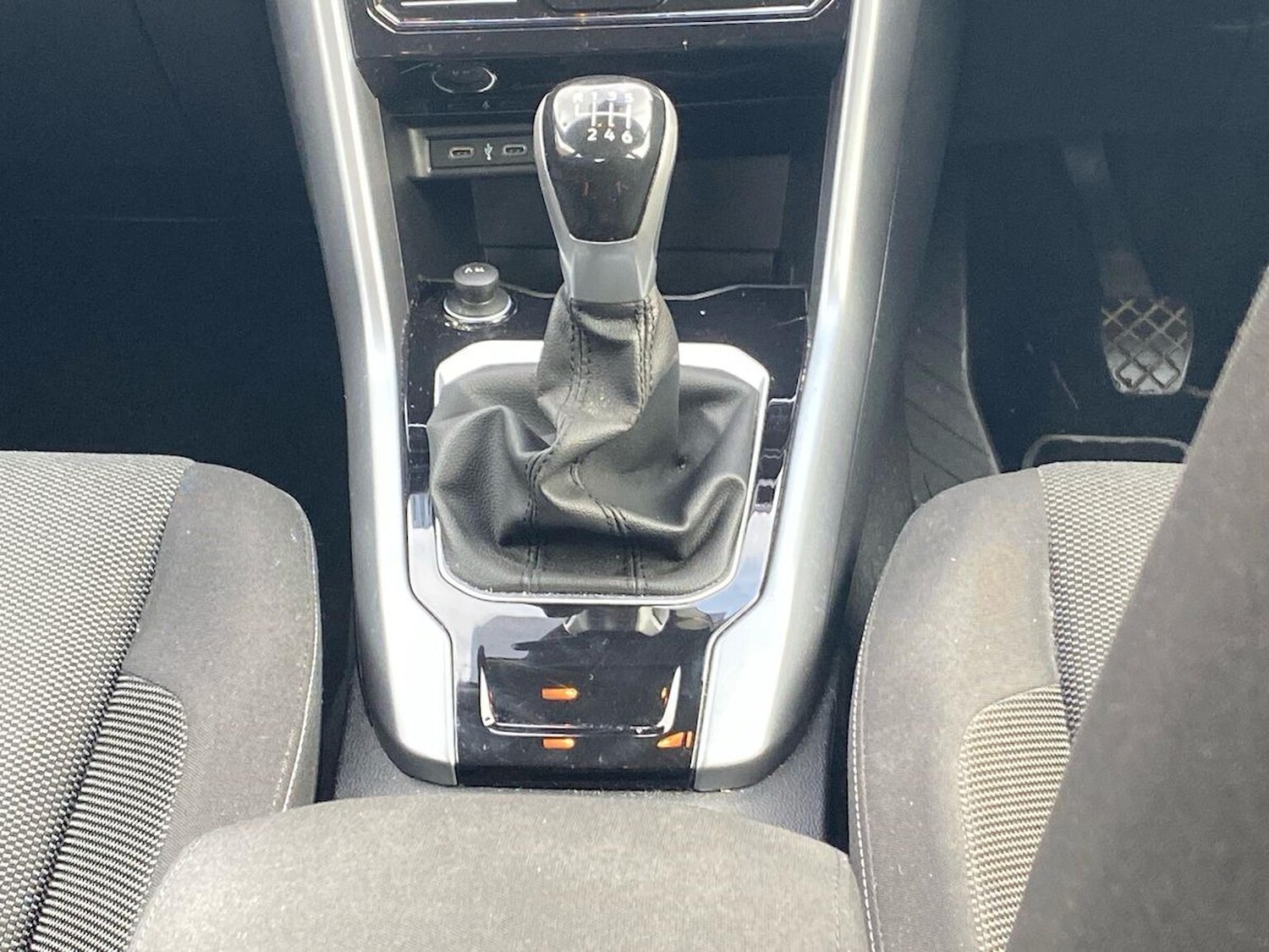 Used Volkswagen T-Roc 2023 for sale - 76477297: Photo 13