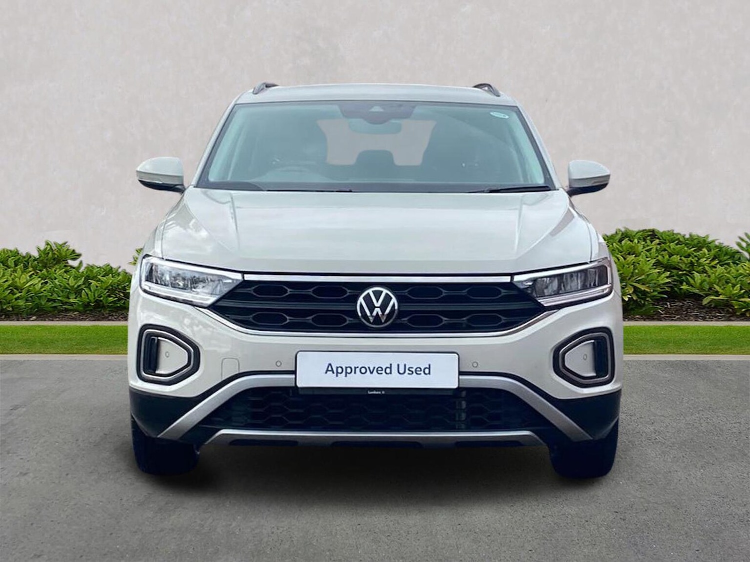 Used Volkswagen T-Roc 2023 for sale - 76477297: Photo 5