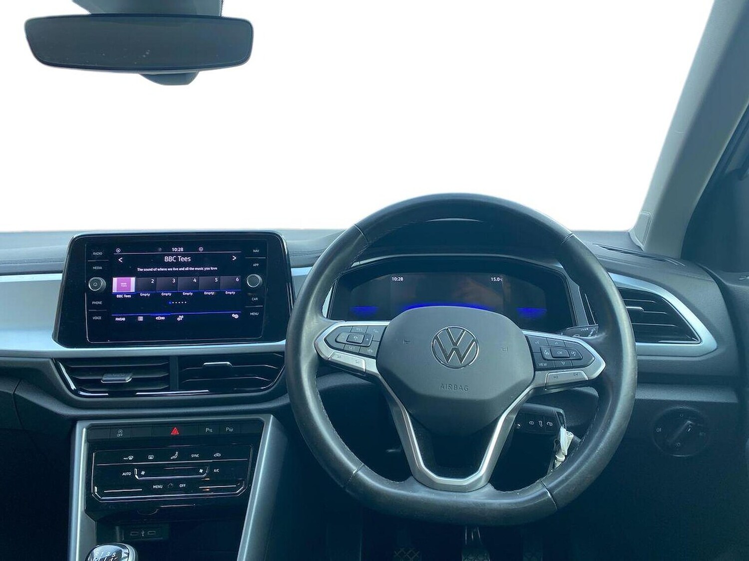 Used Volkswagen T-Roc 2023 for sale - 76477297: Photo 9