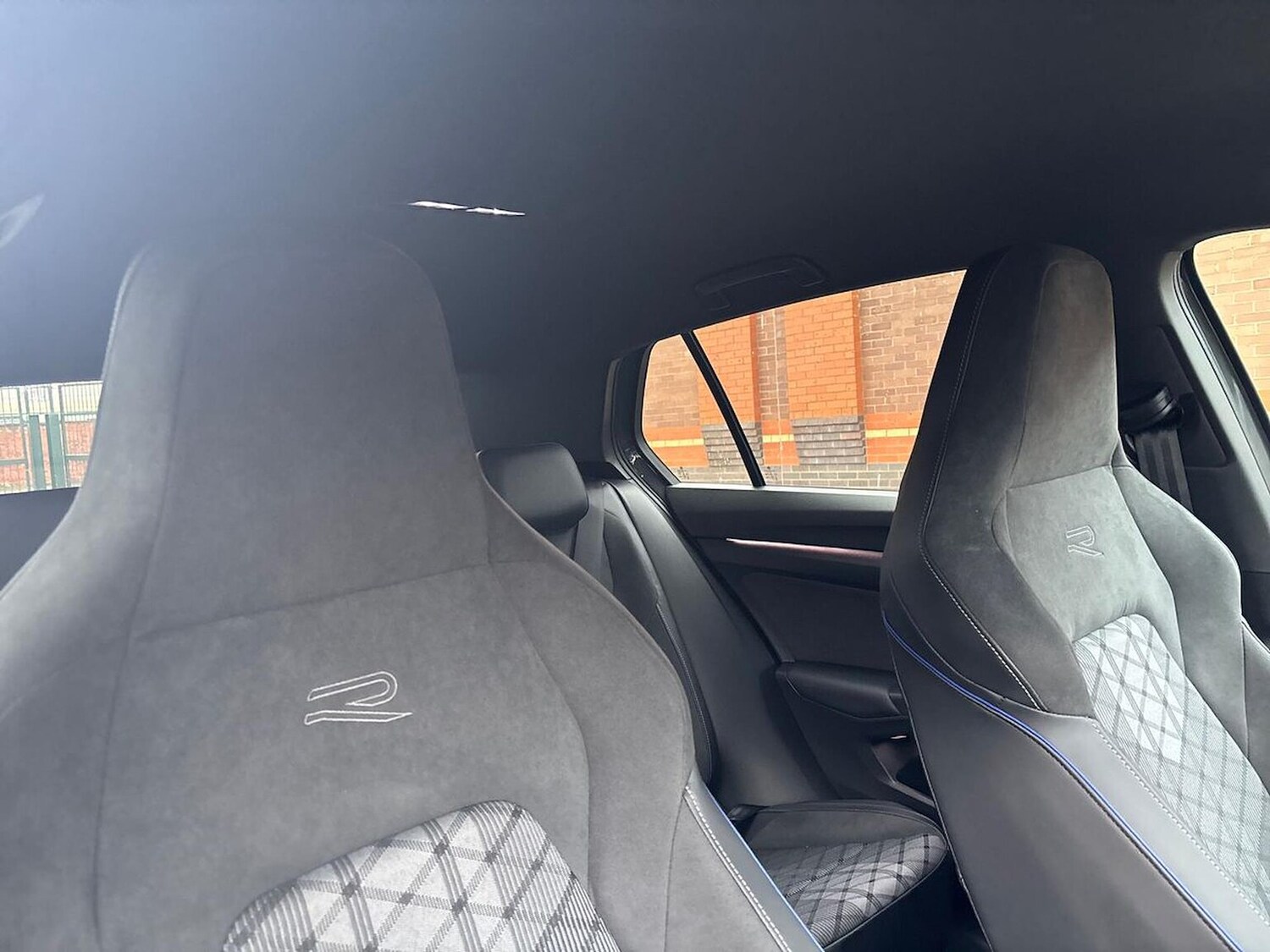 Used Volkswagen Golf 2025 for sale - 77487997: Photo 31