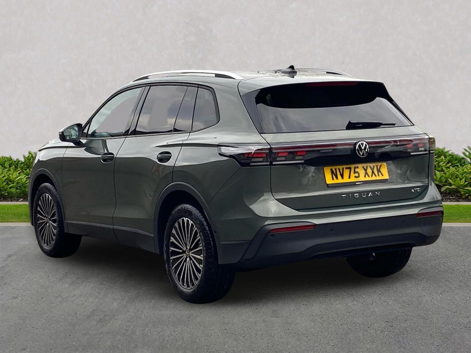 Used Volkswagen Tiguan 2026 for sale - 77639252: Photo 2