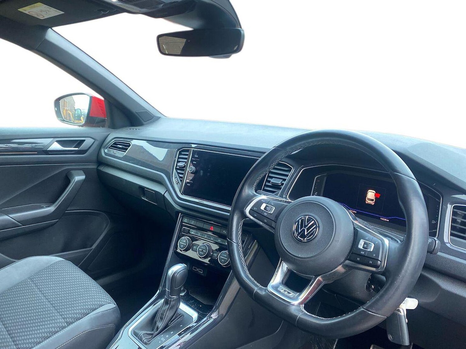 Used Volkswagen T-Roc 2019 for sale - 77676286: Photo 15