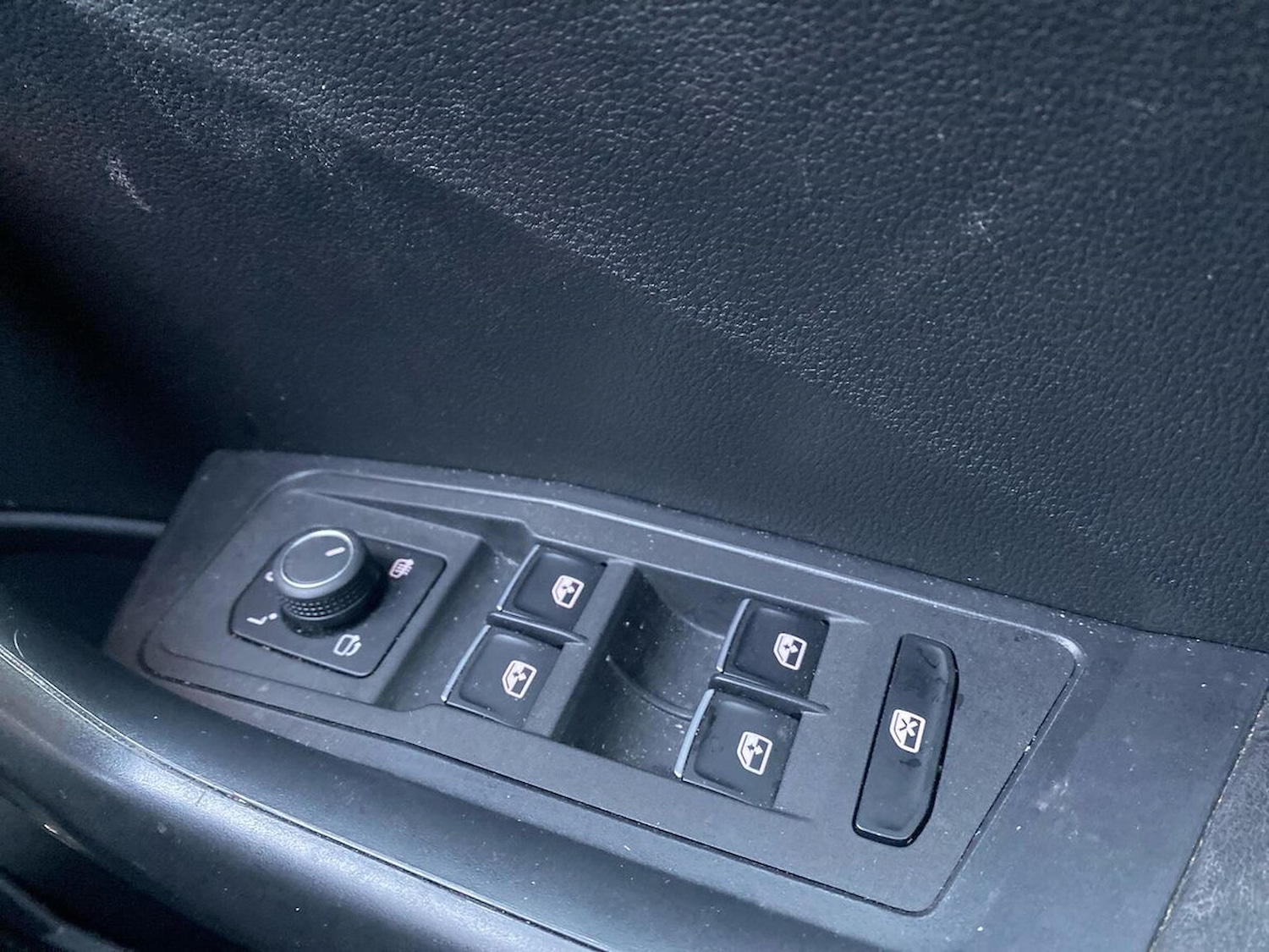 Used Volkswagen T-Roc 2019 for sale - 77676286: Photo 21