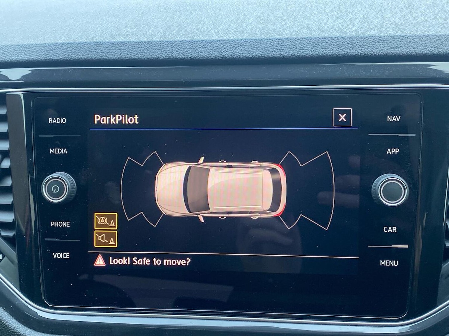 Used Volkswagen T-Roc 2019 for sale - 77676286: Photo 23