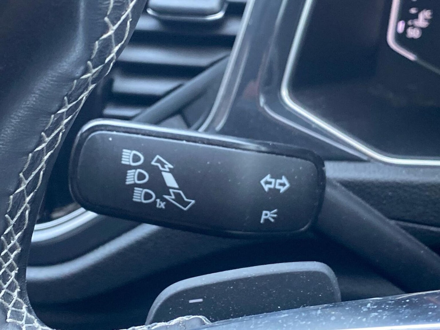 Used Volkswagen T-Roc 2019 for sale - 77676286: Photo 29