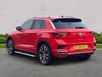 Used Volkswagen T-Roc 2019 for sale - 77676286: Photo