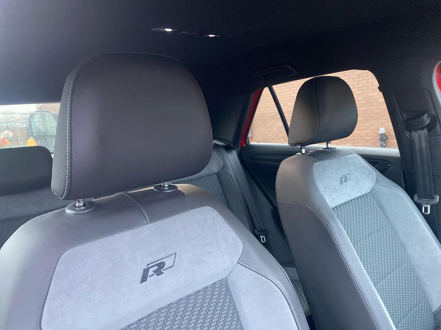 Used Volkswagen T-Roc 2019 for sale - 77676286: Photo 31