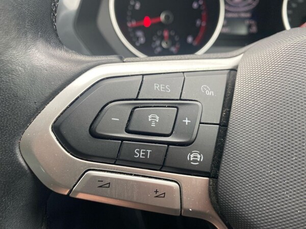 Used Volkswagen Tiguan 2022 for sale - 76011100: Photo 27