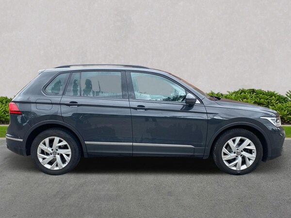 Used Volkswagen Tiguan 2022 for sale - 76011100: Photo 3