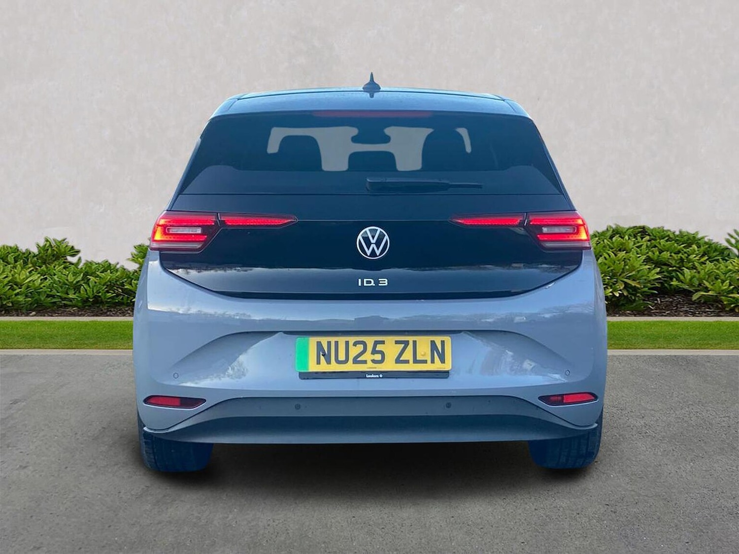 Used Volkswagen ID.3 2025 for sale - 76799405: Photo 4