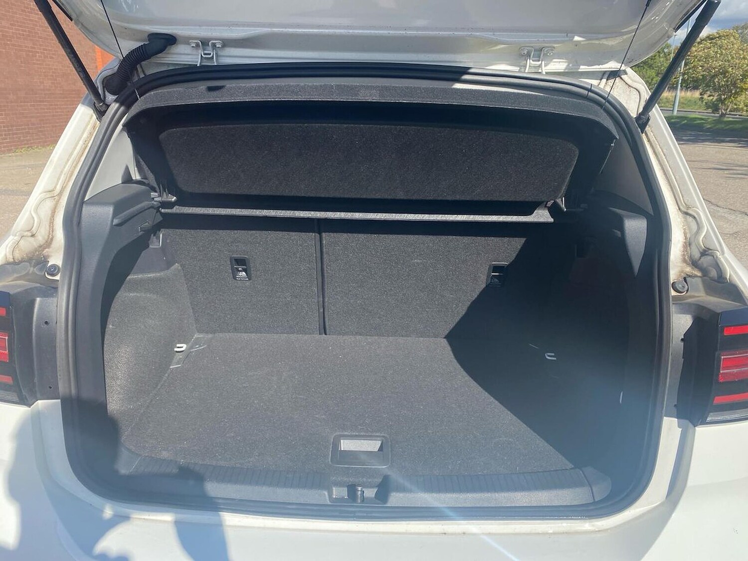 Used Volkswagen T-Cross 2022 for sale - 76531386: Photo 17