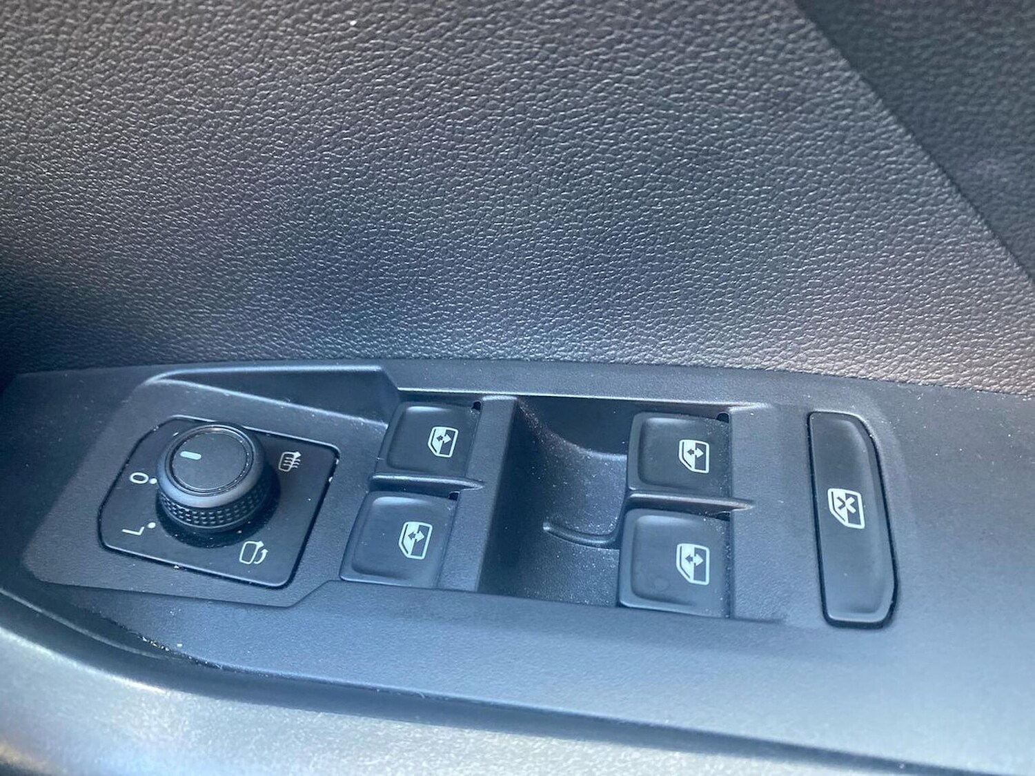 Used Volkswagen T-Cross 2022 for sale - 76531386: Photo 21