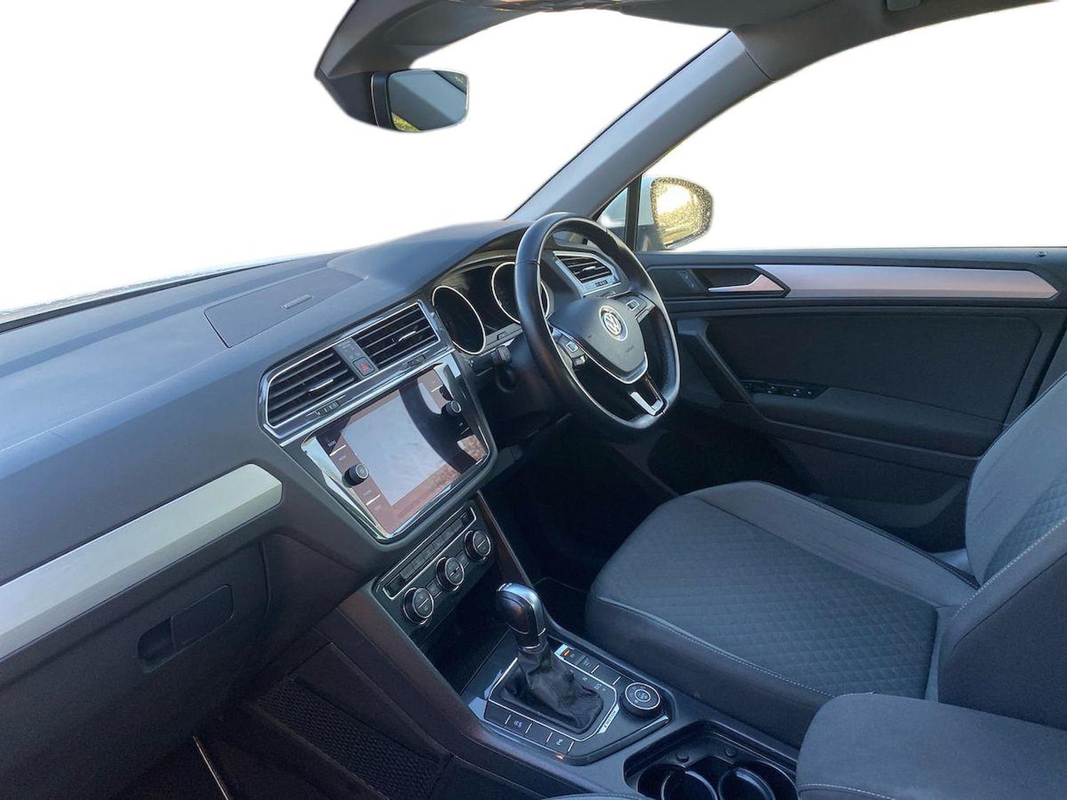 Used Volkswagen Tiguan 2019 for sale - 76860039: Photo 7