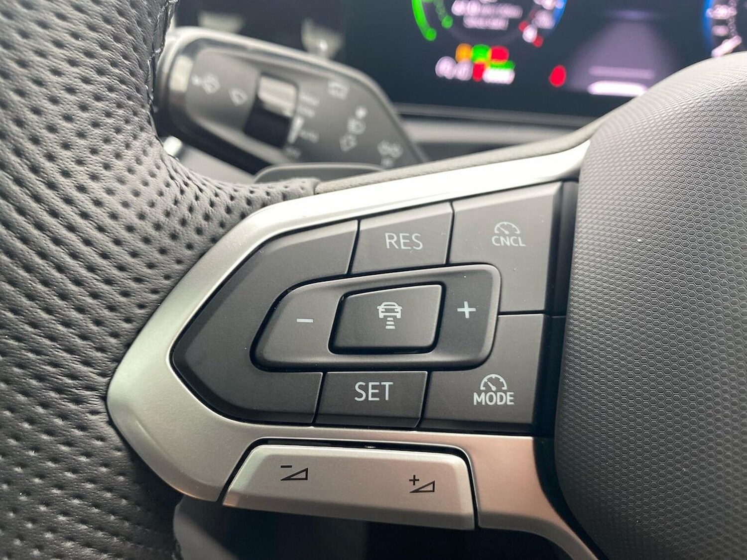 Used Volkswagen Tiguan 2025 for sale - 76065668: Photo 27