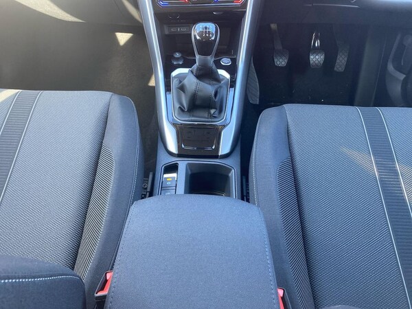 Used Volkswagen T-Roc 2025 for sale - 76149706: Photo 13