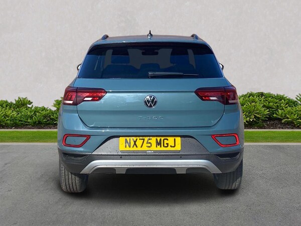 Used Volkswagen T-Roc 2025 for sale - 76149706: Photo 4