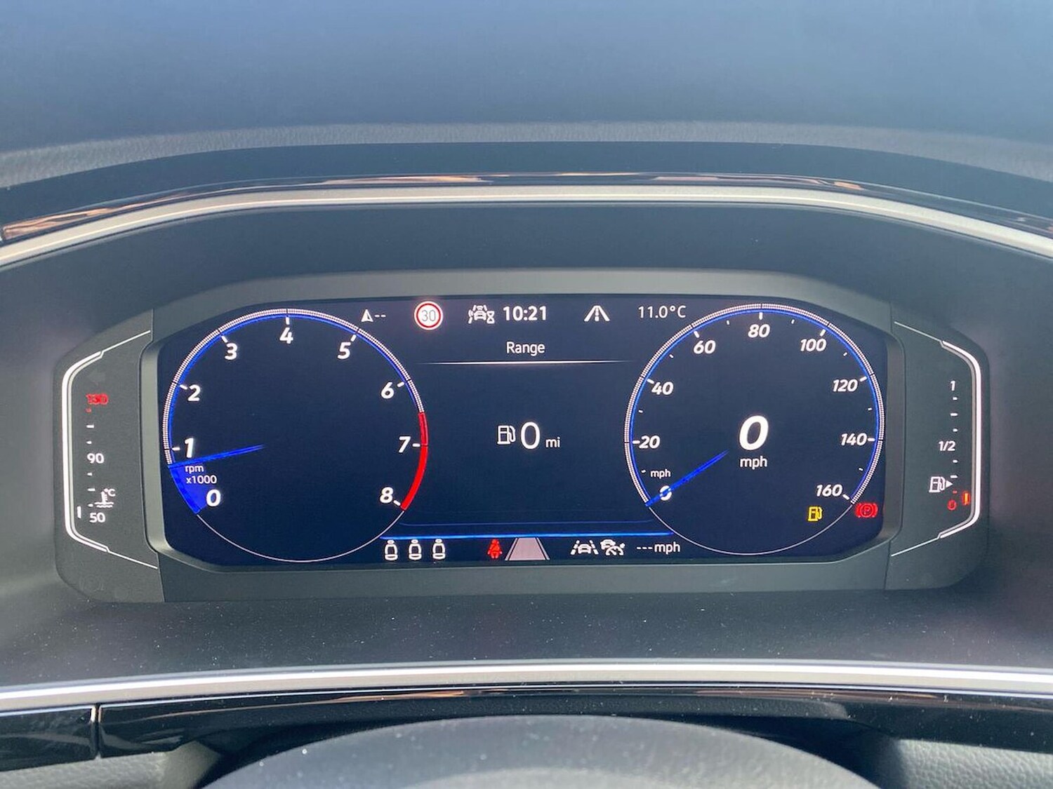 Used Volkswagen T-Roc 2025 for sale - 76490659: Photo 10