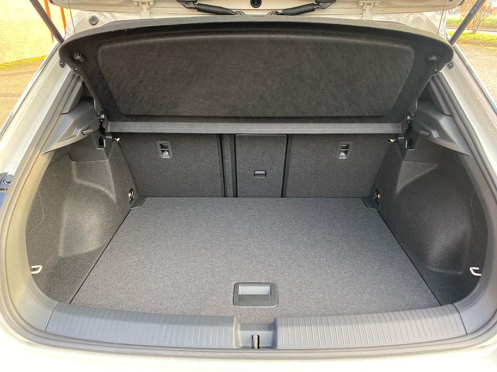 Used Volkswagen T-Roc 2025 for sale - 76490659: Photo 17