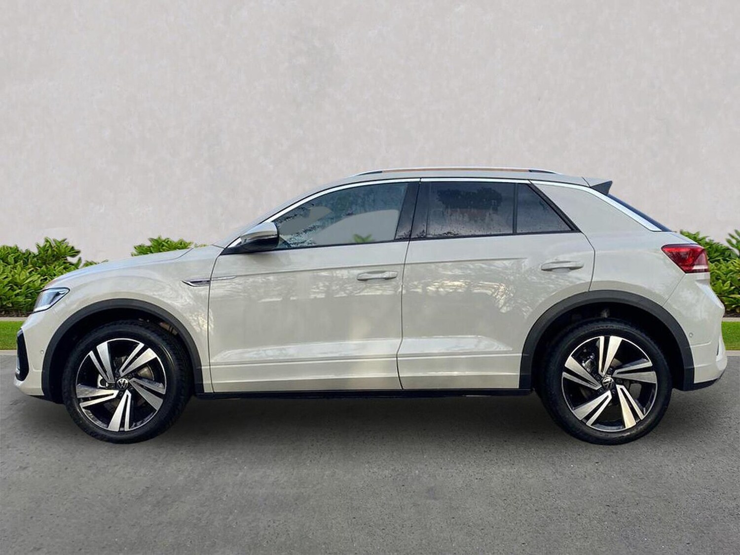 Used Volkswagen T-Roc 2025 for sale - 76490659: Photo 19