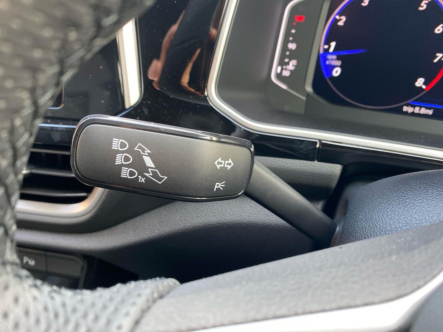 Used Volkswagen T-Roc 2025 for sale - 76490659: Photo 29