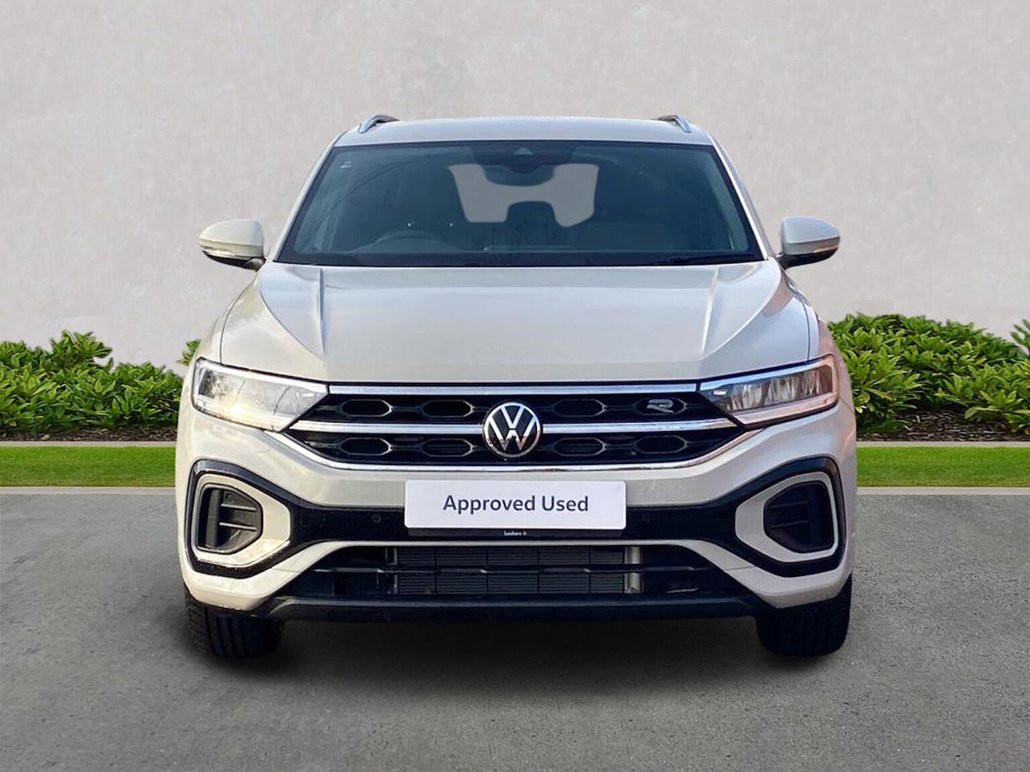 Used Volkswagen T-Roc 2025 for sale - 76490659: Photo 5