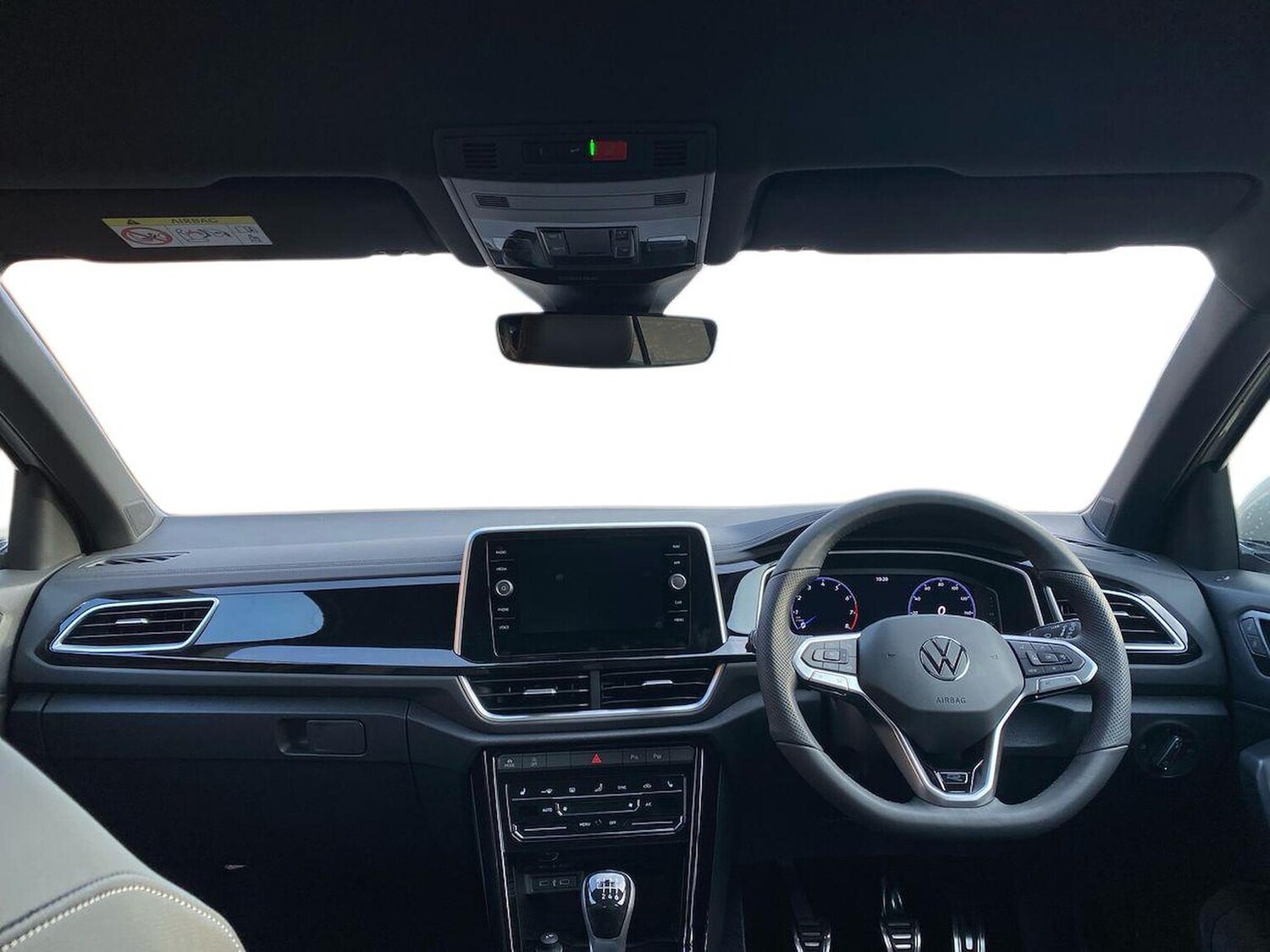 Used Volkswagen T-Roc 2025 for sale - 76490659: Photo 8