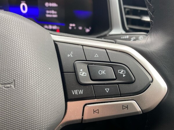 Used Volkswagen T-Roc 2024 for sale - 75656107: Photo 25