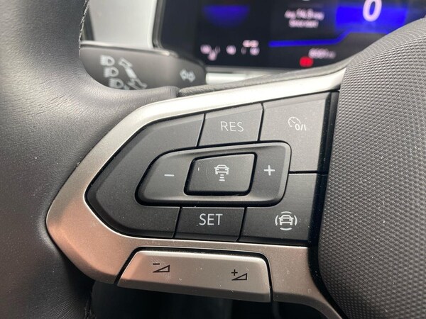 Used Volkswagen T-Roc 2024 for sale - 75656107: Photo 26