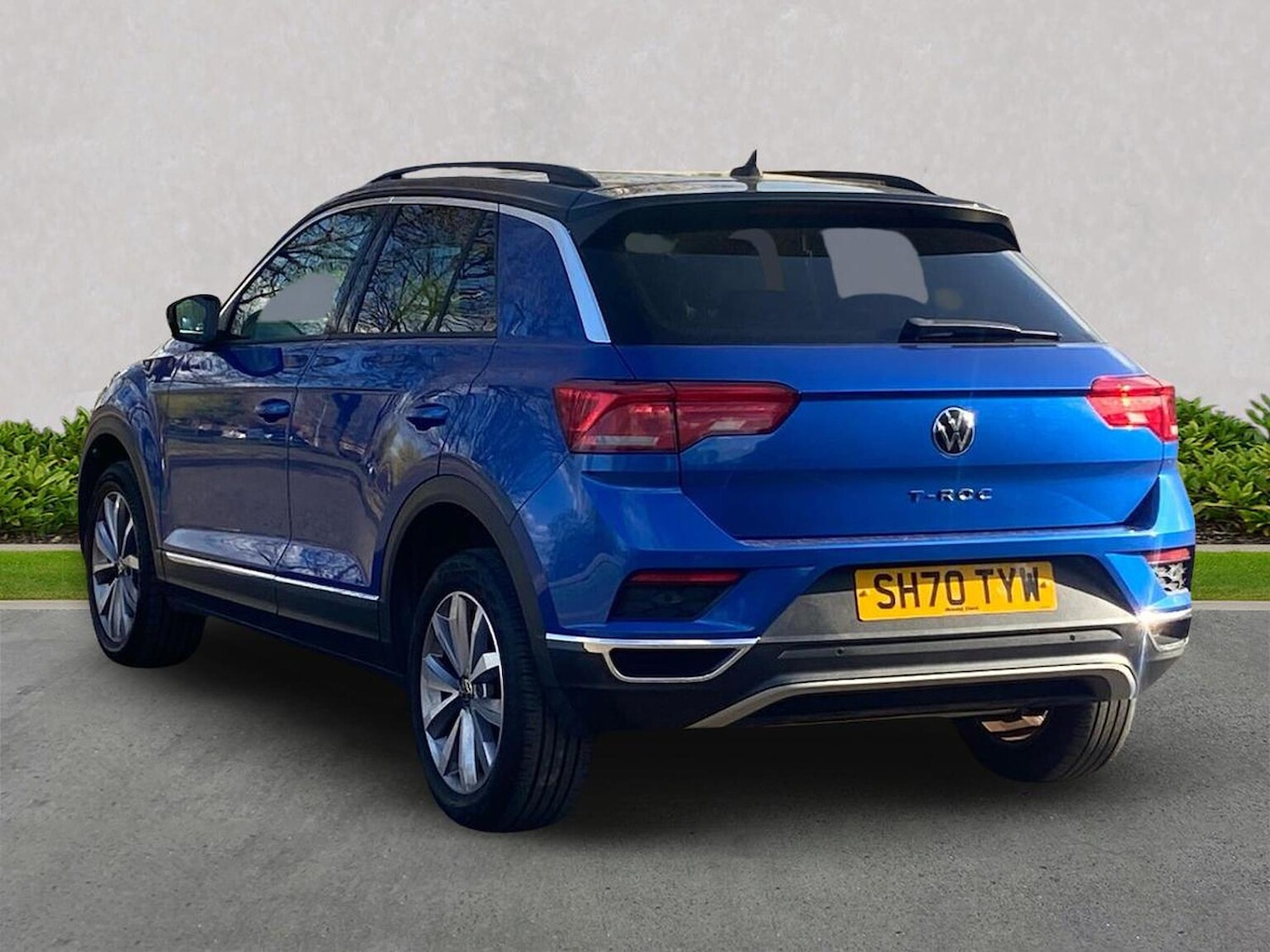 Used Volkswagen T-Roc 2020 for sale - 78195697: Photo 2