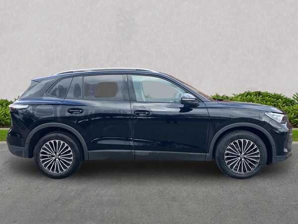 Used Volkswagen Tiguan 2024 for sale - 76253708: Photo 3