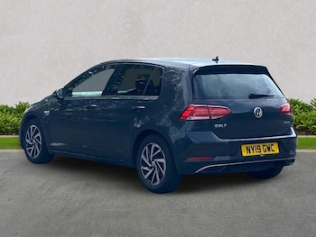 Used Volkswagen Golf 2019 for sale - 78655770: Photo