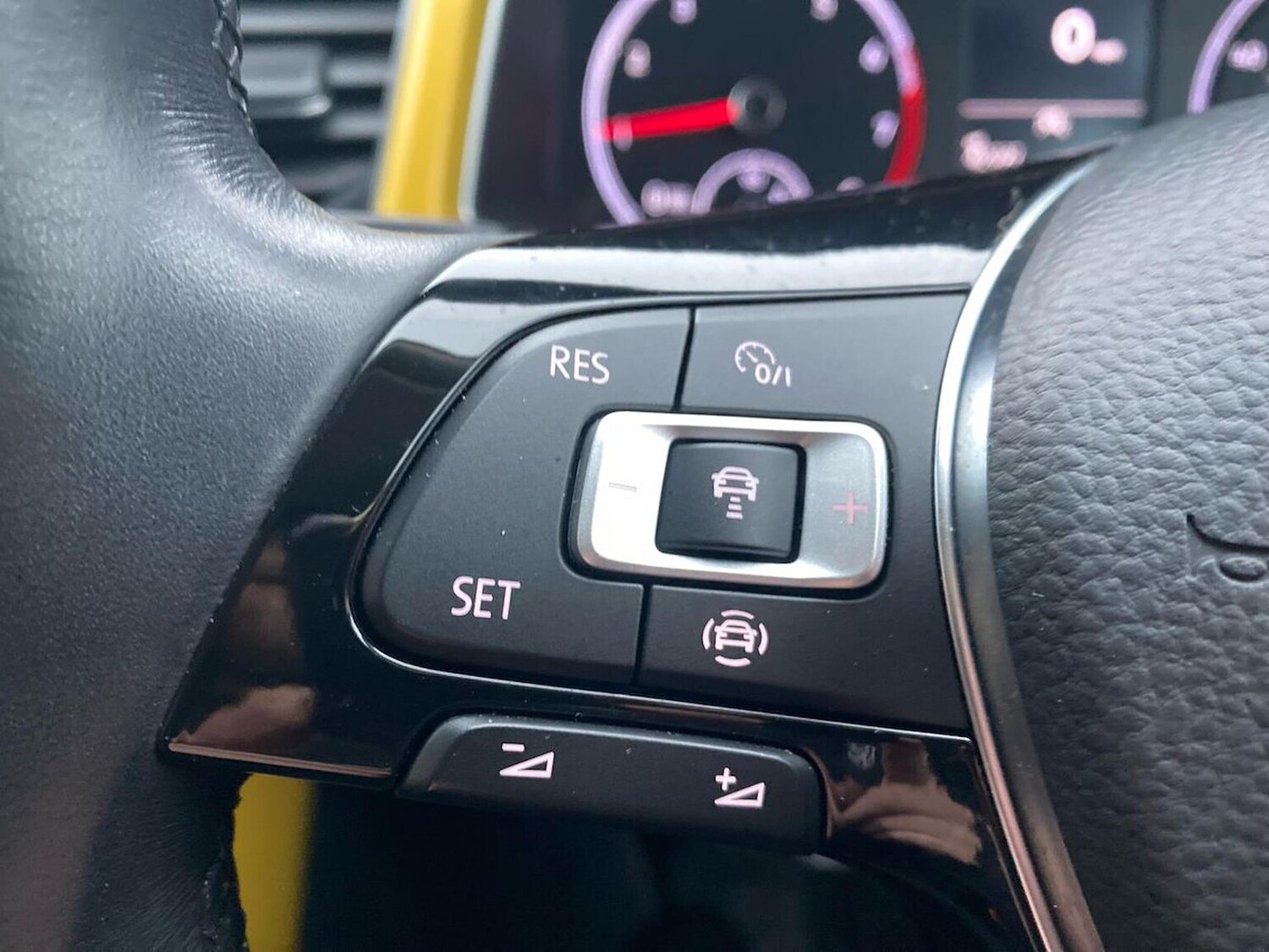 Used Volkswagen T-Roc 2020 for sale - 77603697: Photo 26