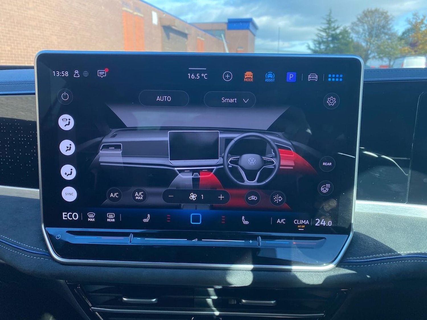 Used Volkswagen Passat 2025 for sale - 76402454: Photo 13