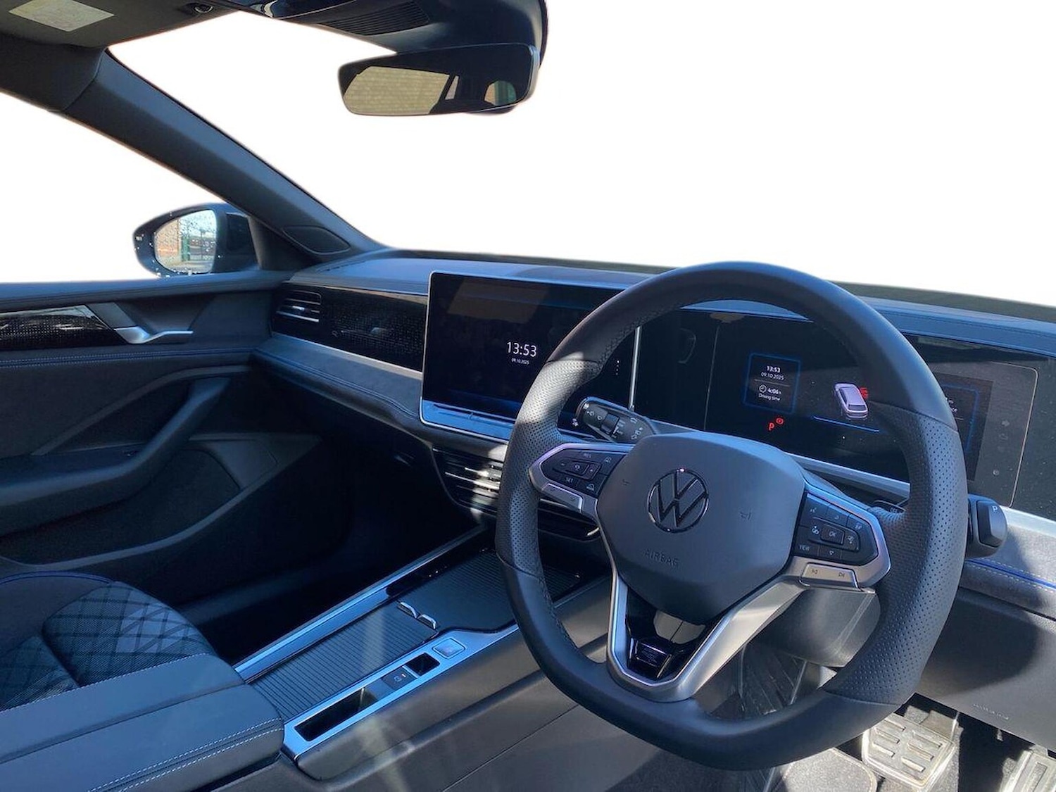 Used Volkswagen Passat 2025 for sale - 76402454: Photo 16