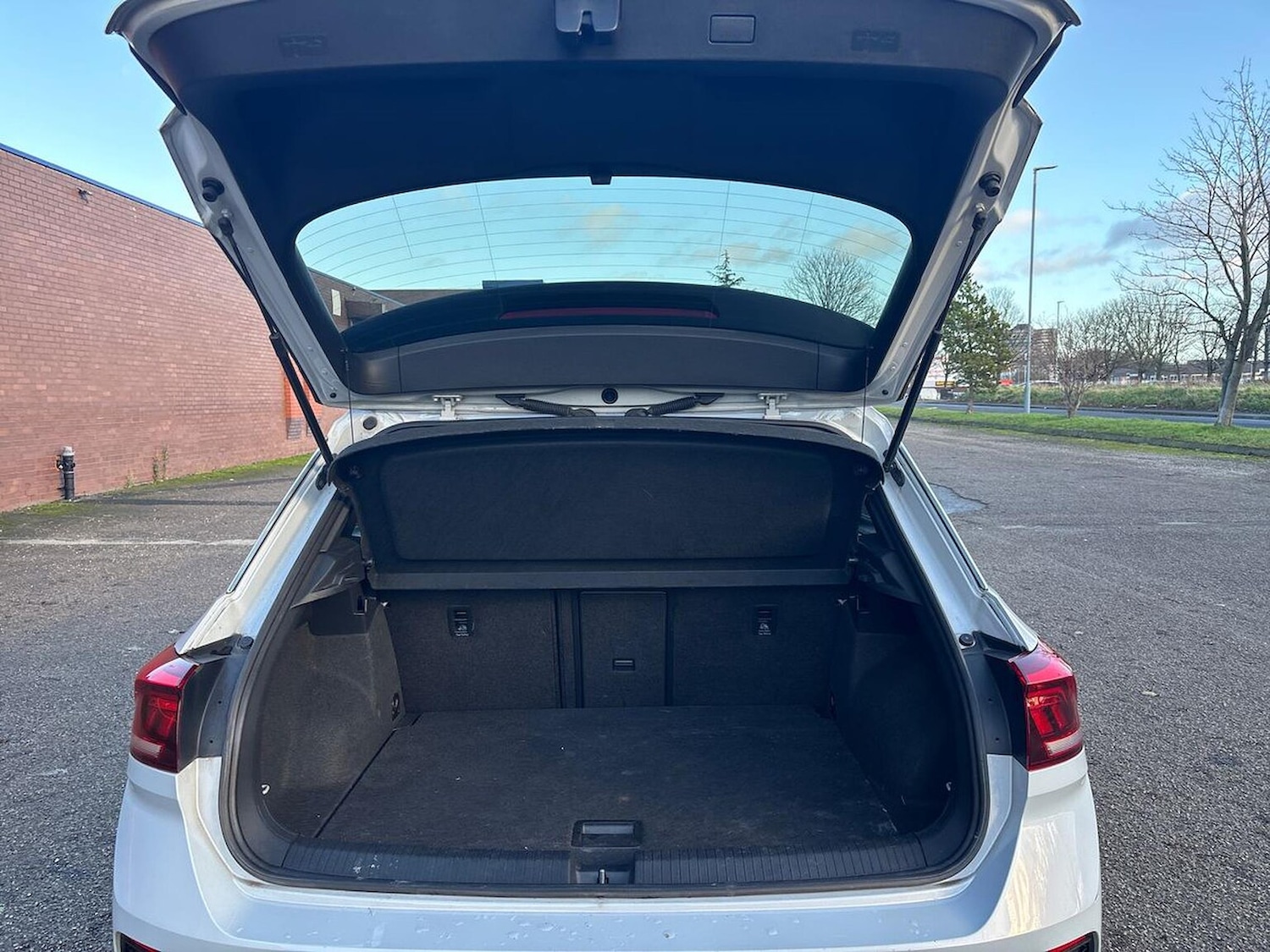 Used Volkswagen T-Roc 2019 for sale - 77003688: Photo 17